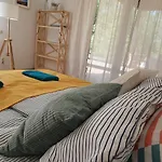 ゲストハウス Surf *