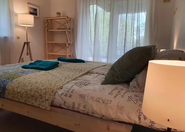 Surf Svečių namai *