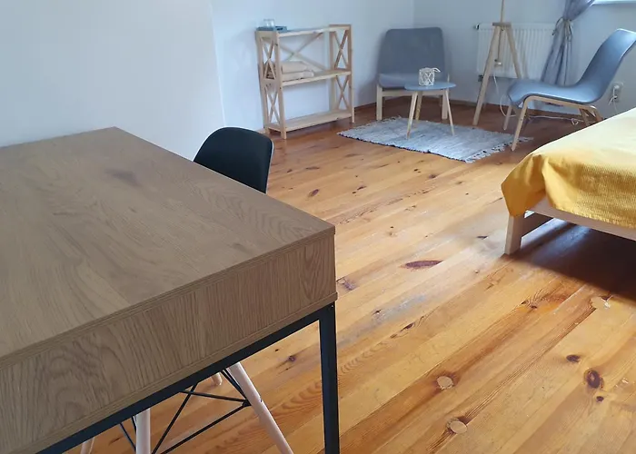 Surf Svečių namai *